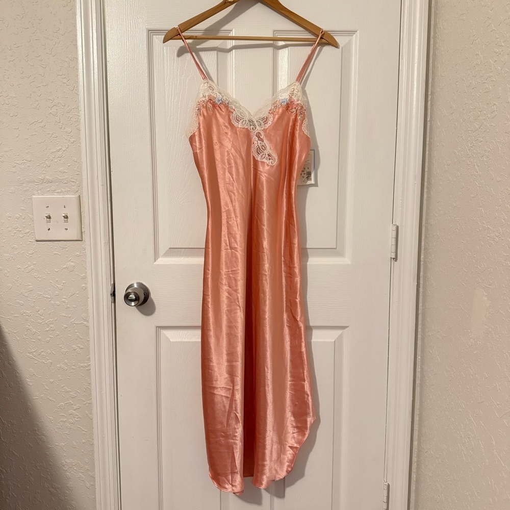 Vintage NWT Val Mode Pink Fairy Lace Slip Dress Glam Nightgown Maxi Lingerie S